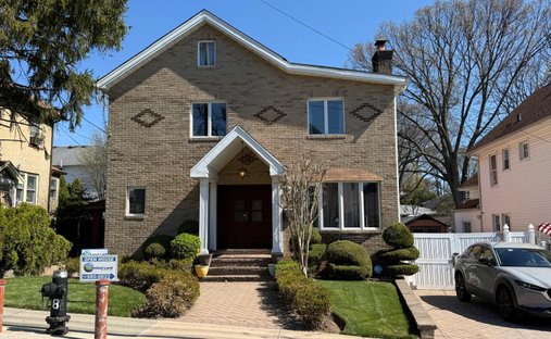 House in New York, New York, United States 1
