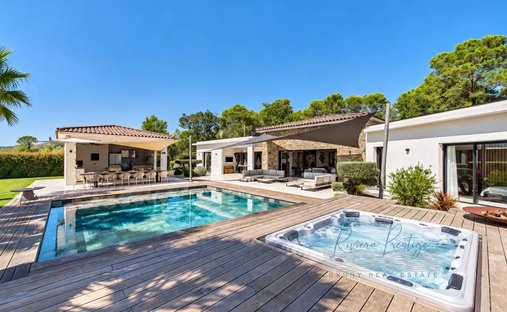 Estate in Vaugines-Les Faisses-Peyrard, Draguignan, France 1