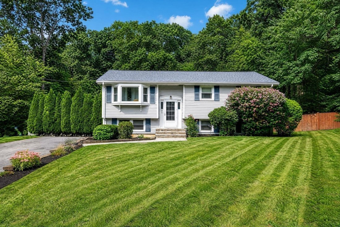 House in Tewksbury, Massachusetts, United States 2 - 18905149