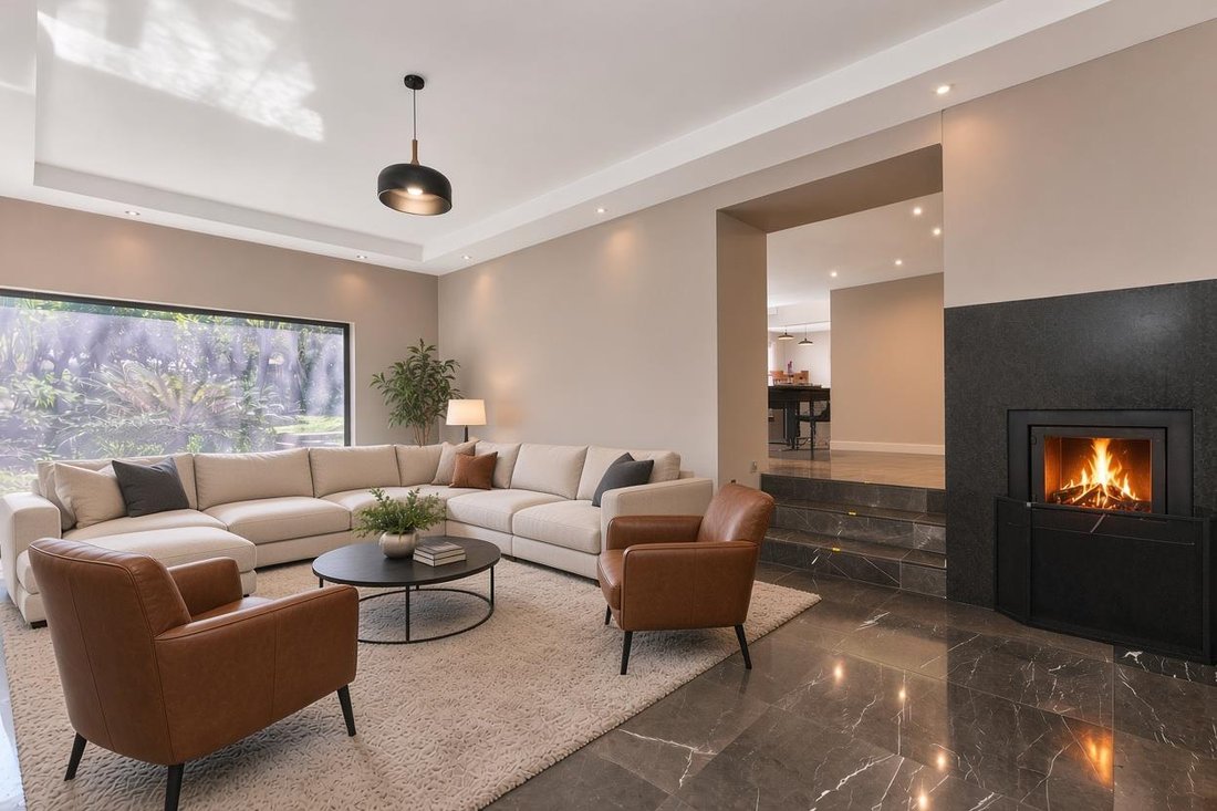 House in Bryanston, Gauteng, South Africa 2 - 18906456