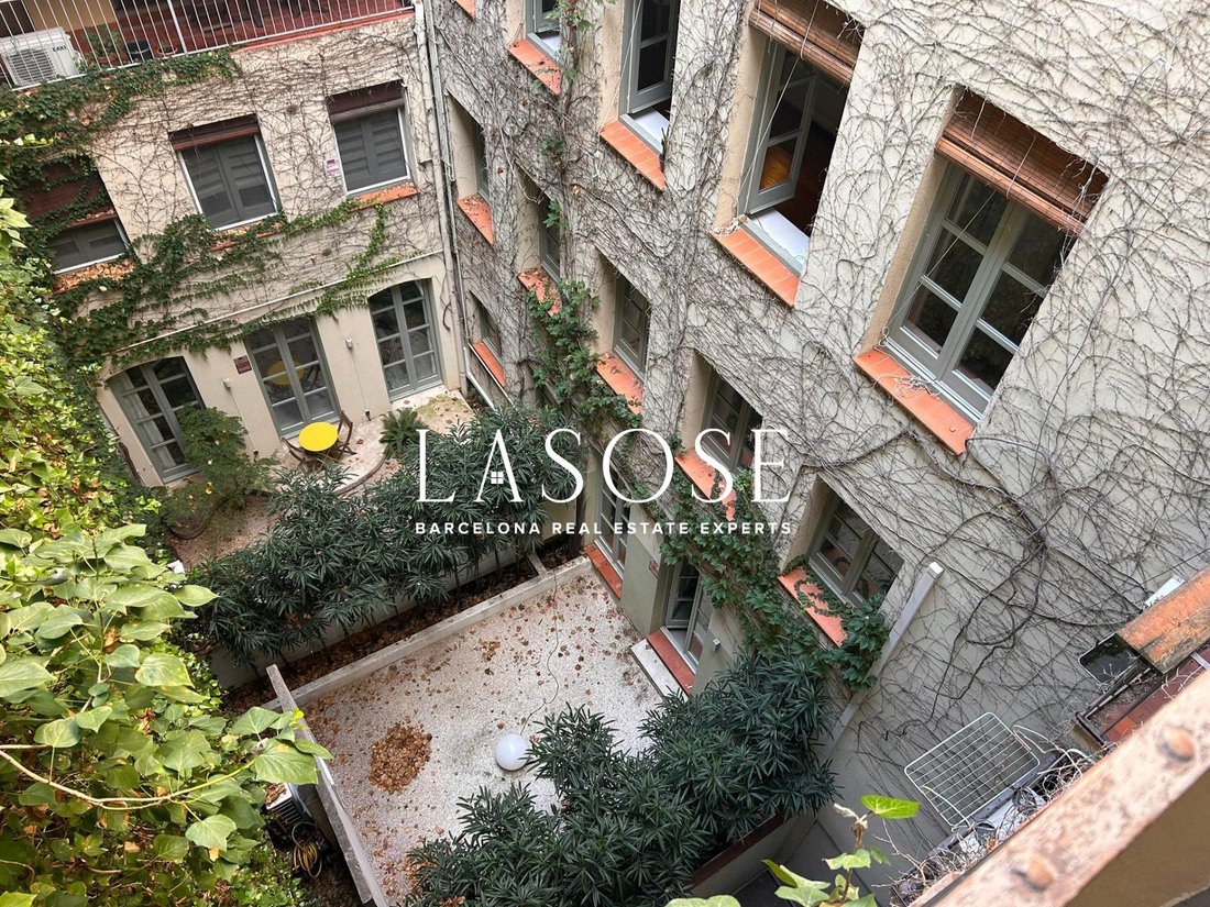 Apartment in Ciutat Vella, Barcelona, Spain 1 - 18910570