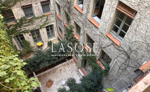 Apartment in Ciutat Vella, Barcelona, Spain 1