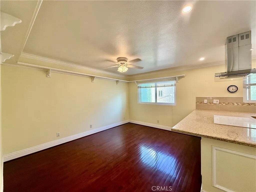 Hermosa Beach, California, United States 5 - 18910086