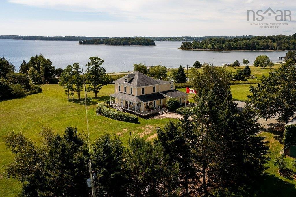 House in Indian Point, Nova Scotia, Canada 1 - 18910862