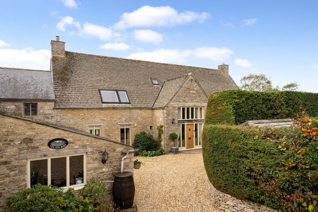 Haus in Gloucestershire, England 4 - 18906508