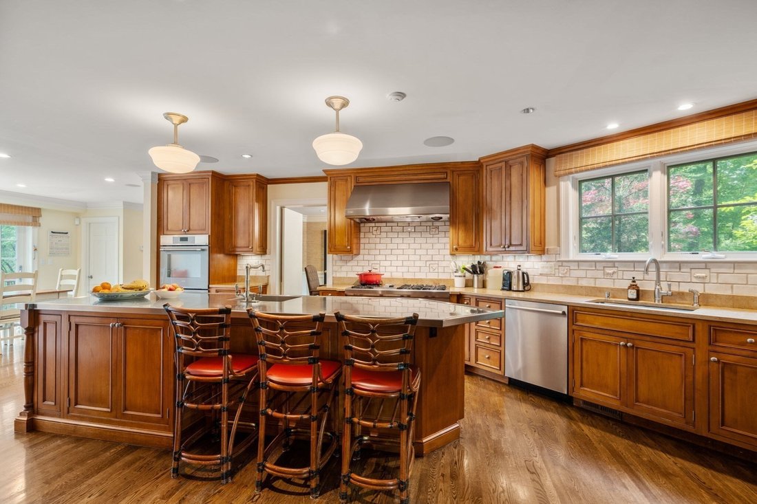 House in Brookline, Massachusetts, United States 5 - 18916678