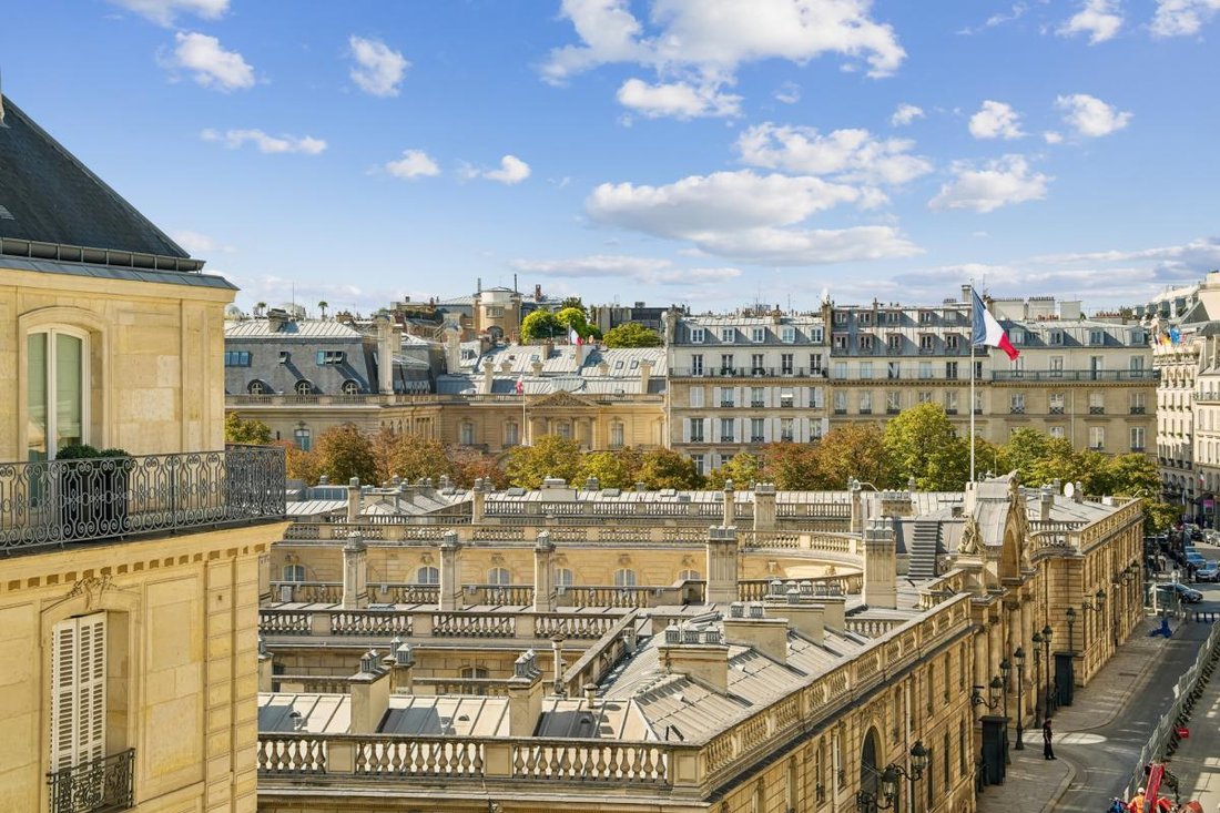 Apartment in Elysées-Madeleine, Paris 8e Arrondissement, Paris 1 - 18907143