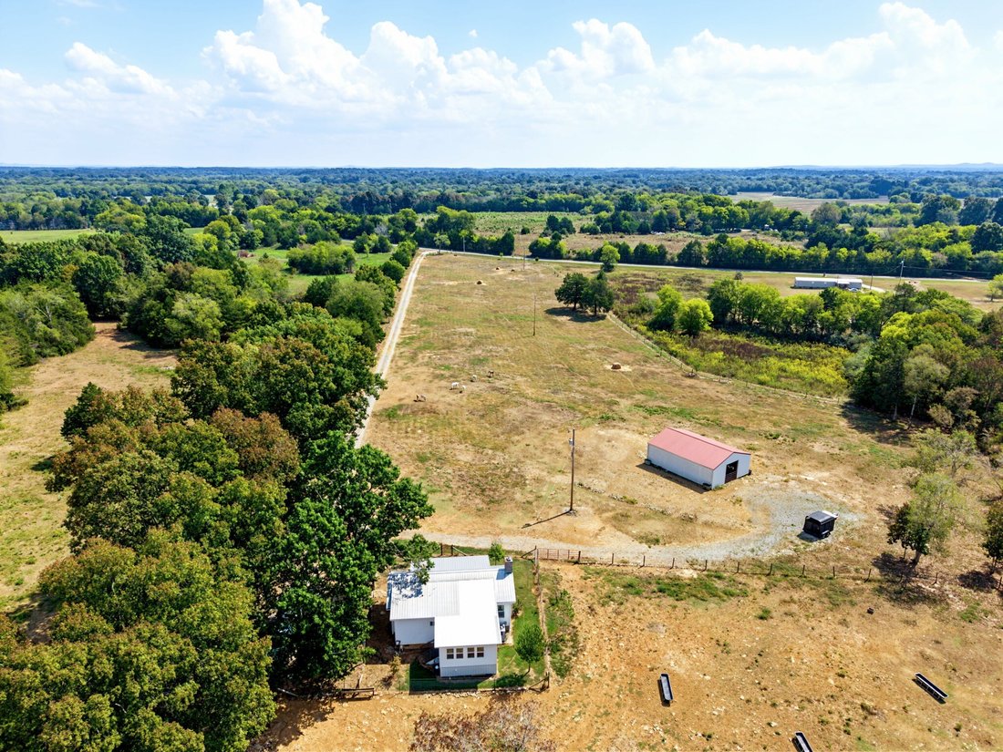 House in Belfast, Tennessee, United States 5 - 18900096
