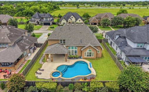 House in Friendswood, Texas, United States 1