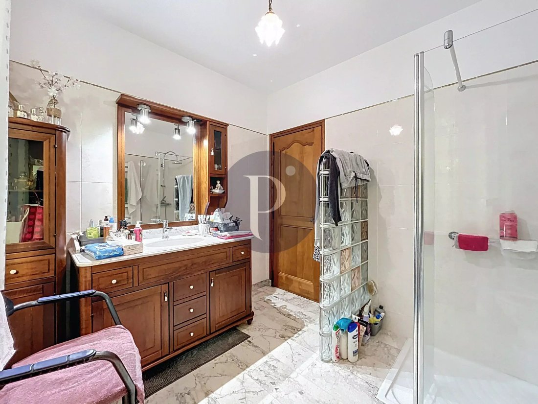 House in Vitry-sur-Seine, Ile-de-France, France 3 - 17562733