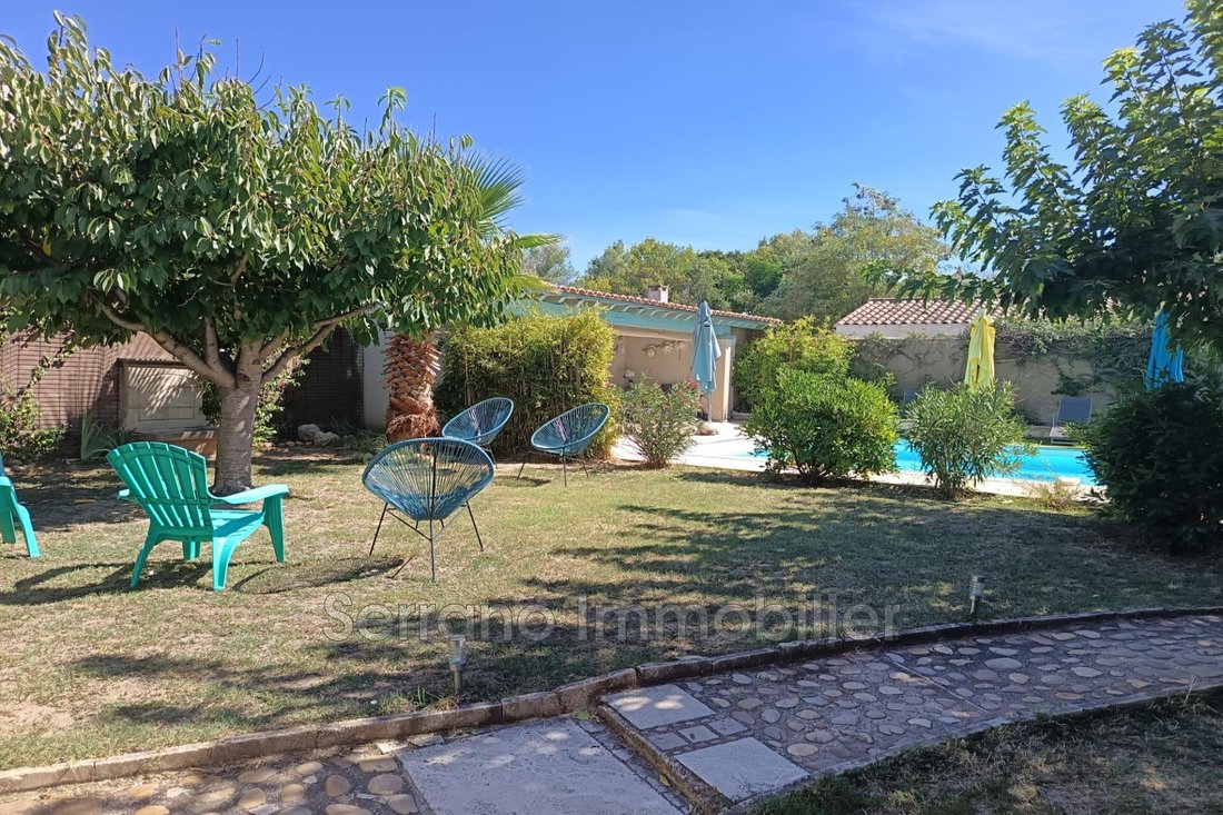 Villa en Eyragues, Provenza-Alpes-Costa Azul, Francia 2 - 18913669