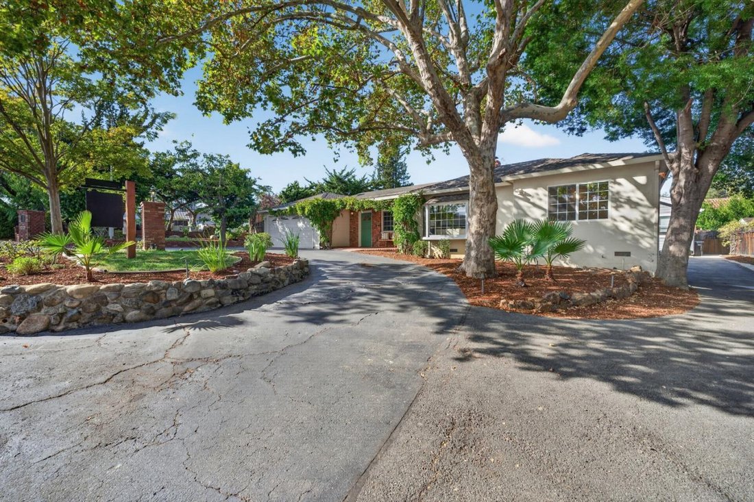 House in Los Gatos, California, United States 4 - 18914190
