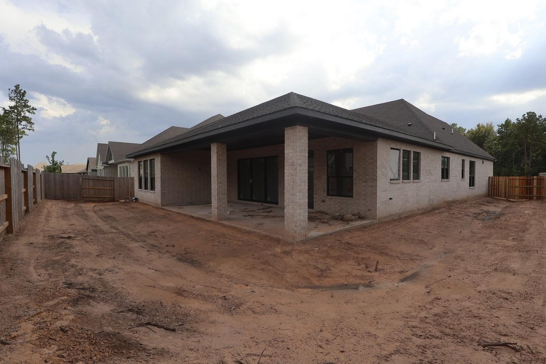 House in Conroe, Texas, United States 3 - 18057205