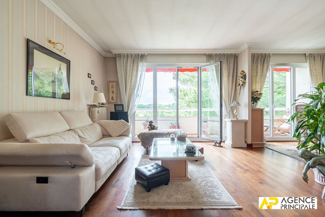 Apartment in Napoleon, Maisons-Laffitte, France 5 - 18916191