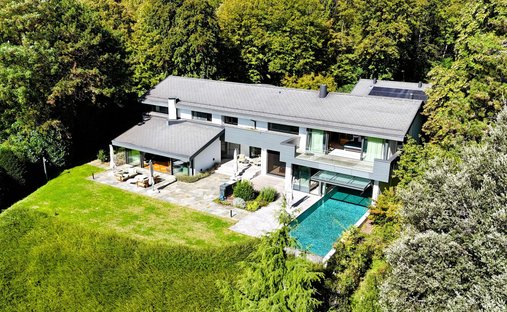 Casa en Dully, Valdia, Suiza 1