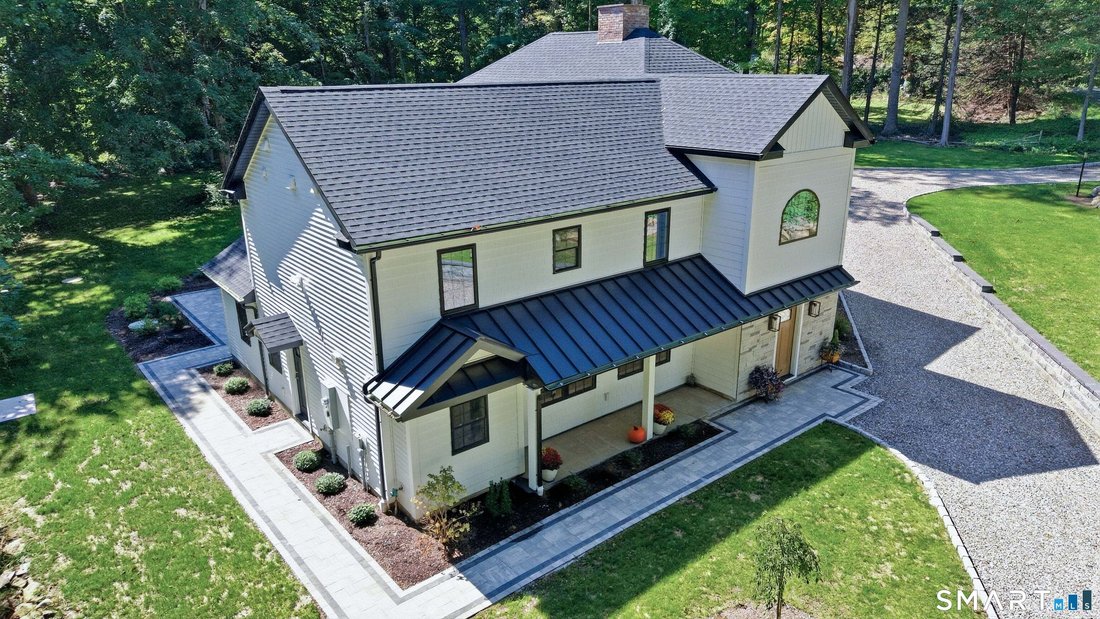 House in Newtown, Connecticut, United States 5 - 18912992