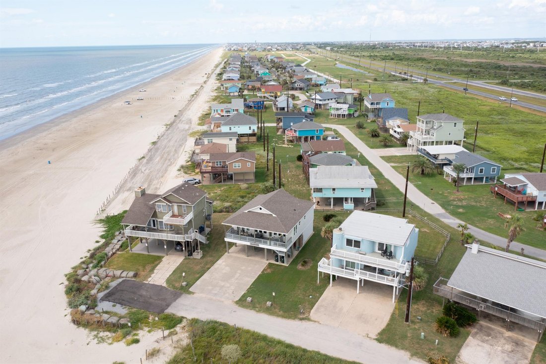 House in Galveston, Texas, United States 2 - 18906648
