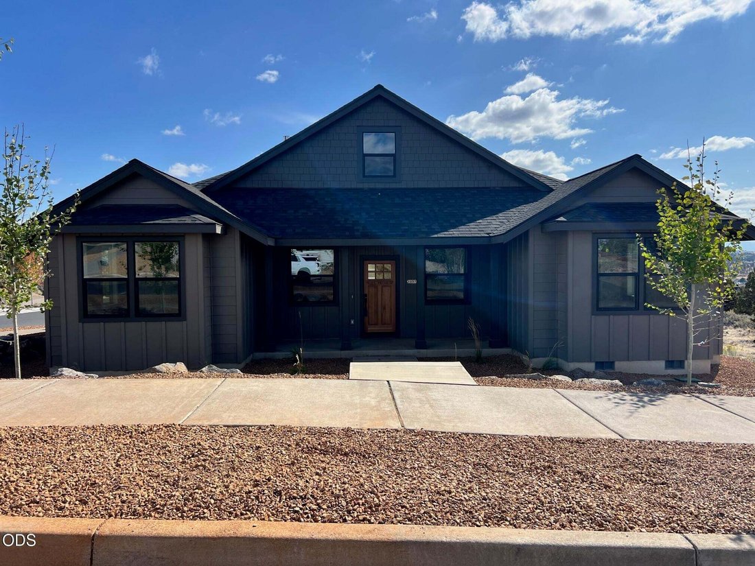 House in Madras, Oregon, United States 2 - 18078713