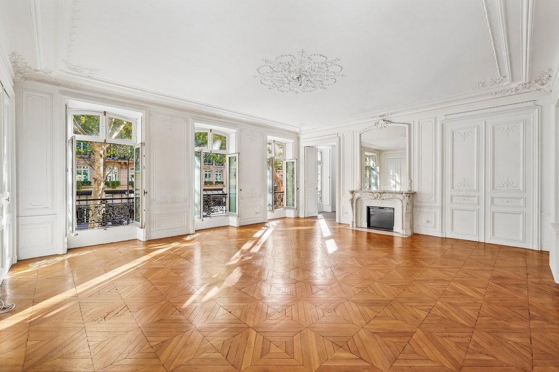Apartment in Hoche-Friedland, Paris 8e Arrondissement, Paris 1 - 18912785