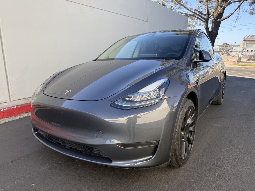 Tesla Model Y in San Diego, CA, United States 1 - 18915405