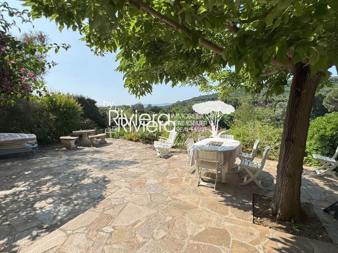 Villa in Le Lavandou, Provence-Alpes-Côte d'Azur, France 4 - 15771542