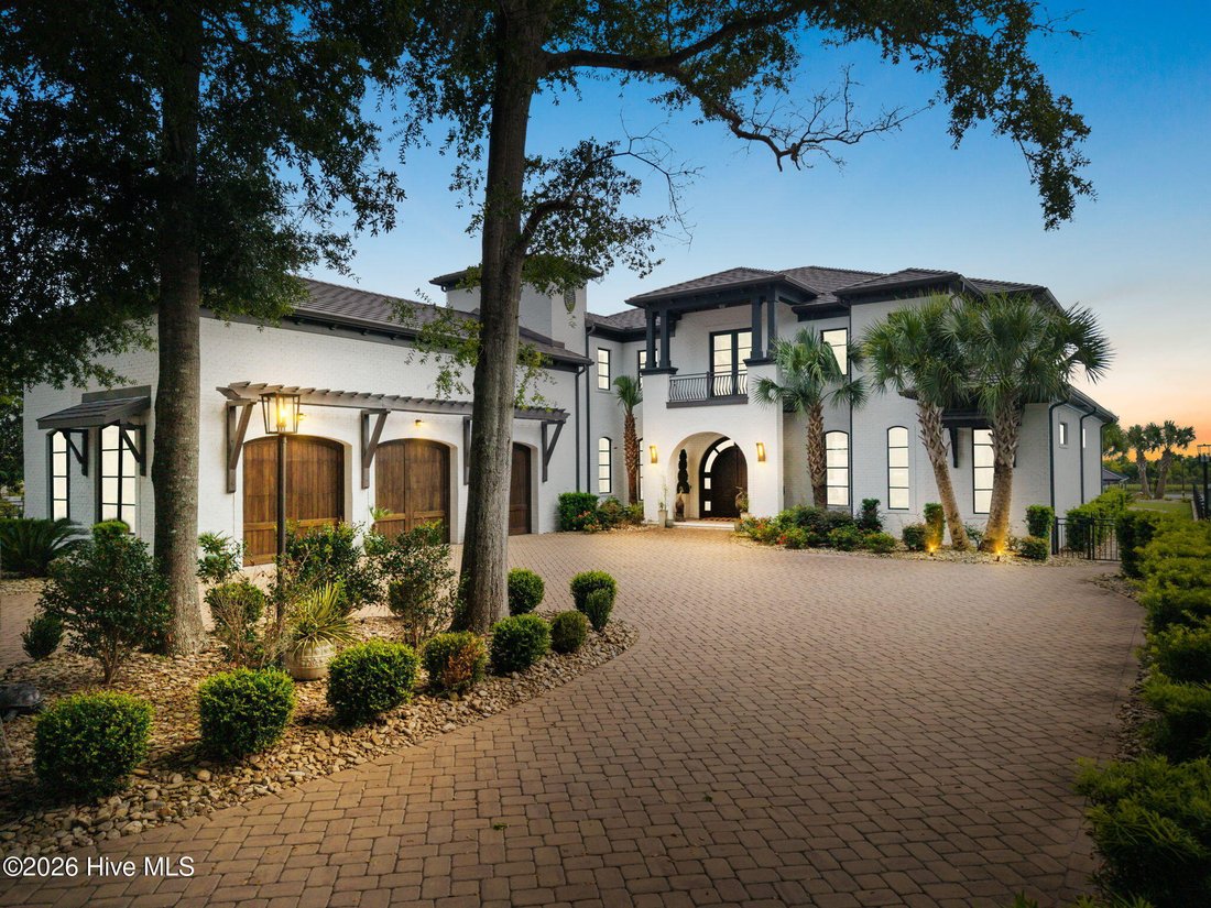 House in Sunset Beach, North Carolina, United States 1 - 18906381