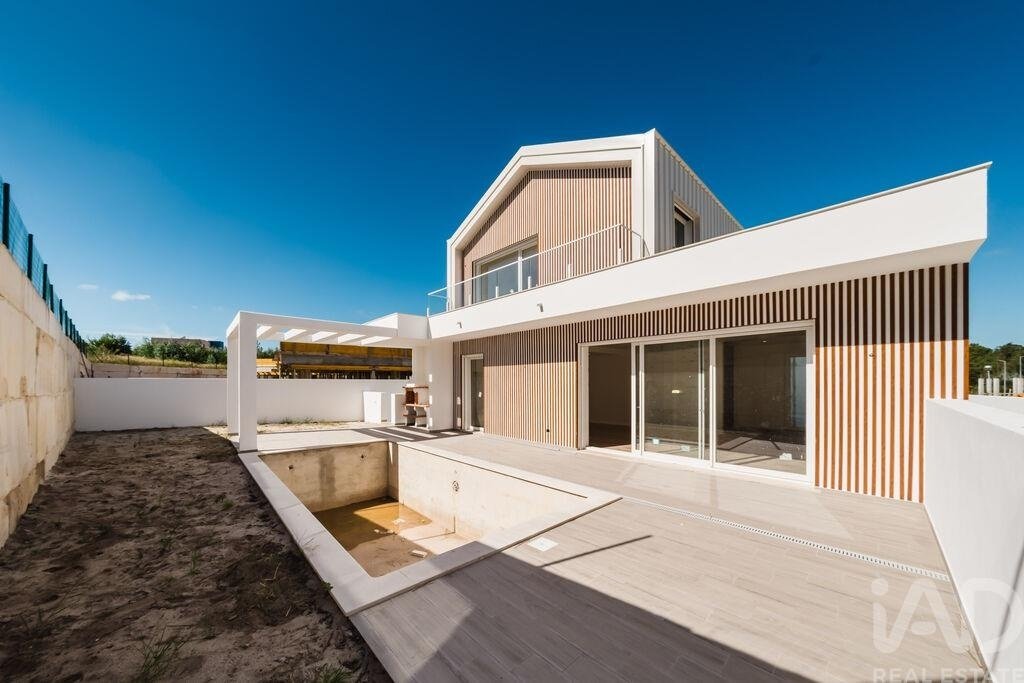Residenza a Santa Maria, Sao Pedro e Sobral da Lagoa, Distretto di Leiria, Portogallo 1 - 18912056