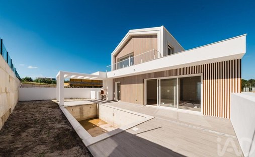 Residenza a Santa Maria, Sao Pedro e Sobral da Lagoa, Distretto di Leiria, Portogallo 1