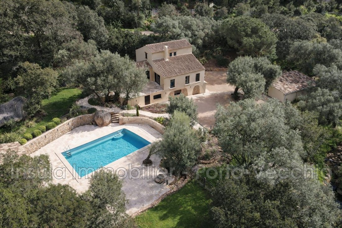 Villa in Porto-Vecchio, Corsica, France 2 - 17540852