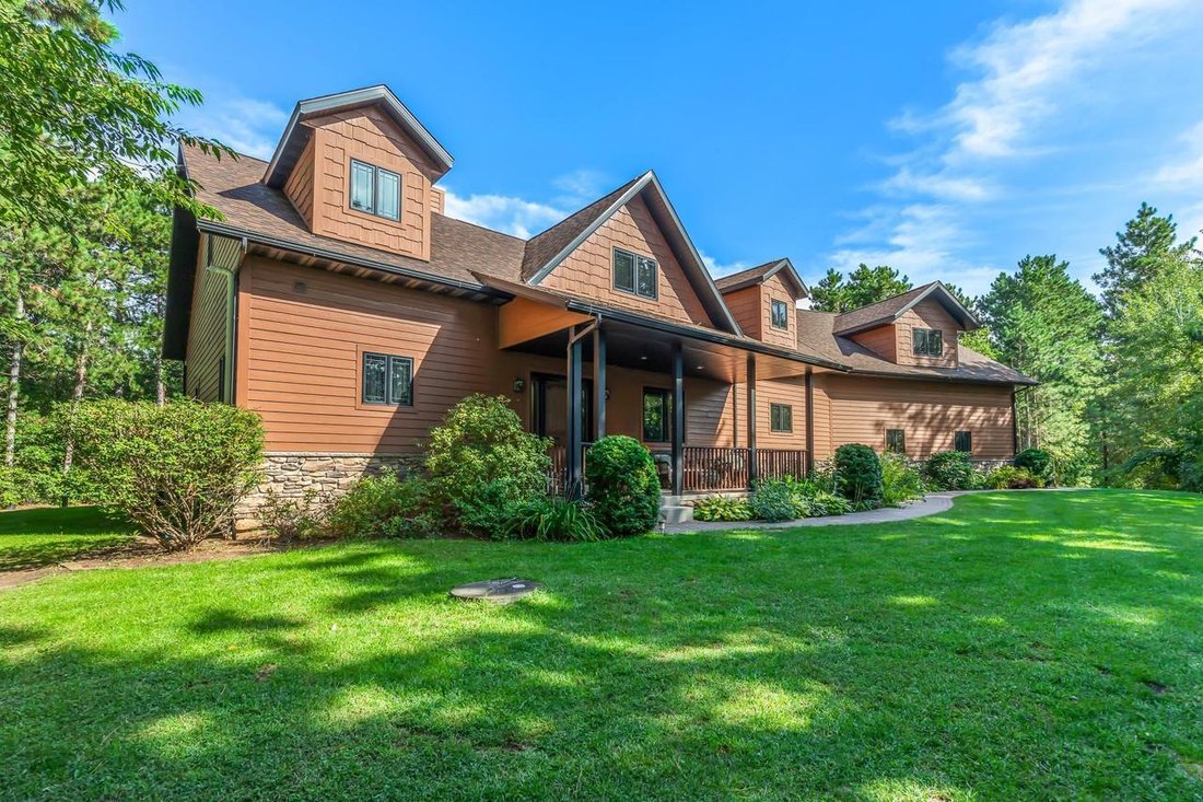 House in Nekoosa, Wisconsin, United States 2 - 18909616