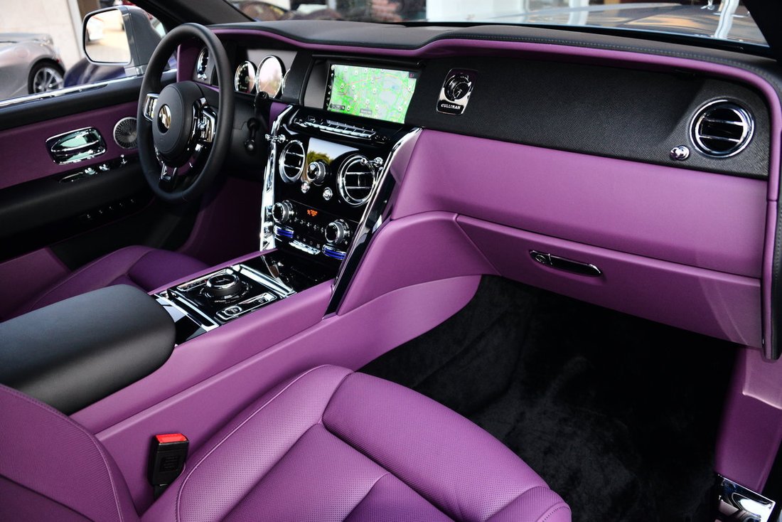 Suv in Beverly Hills, CA, United States 4 - 18920122