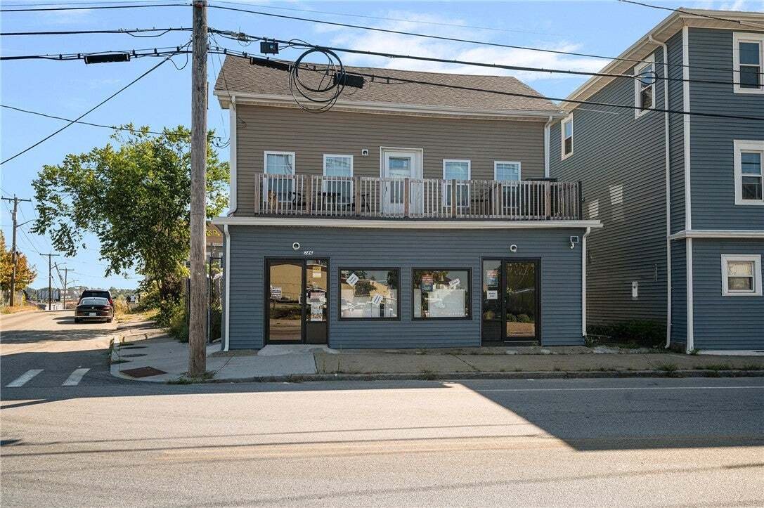 Cranston, Rhode Island, United States 3 - 18905490