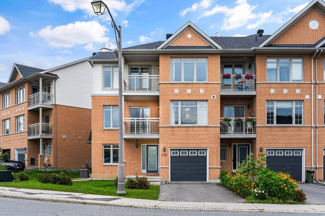 Townhouse in Ottawa, Ontario, Canada 1 - 18910929