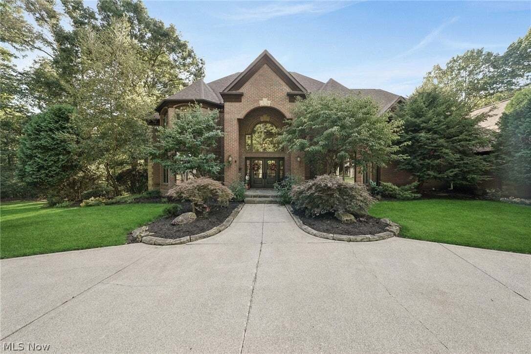 House in Akron, Ohio, United States 3 - 18906044