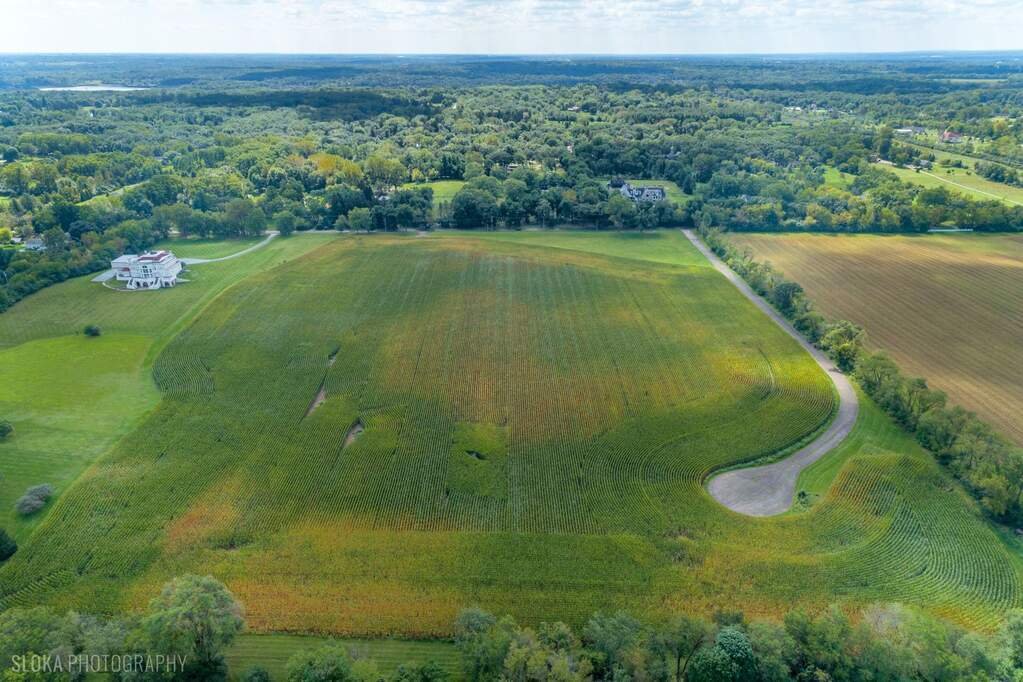 Farm Ranch in Barrington Hills, Illinois, United States 1 - 18918466