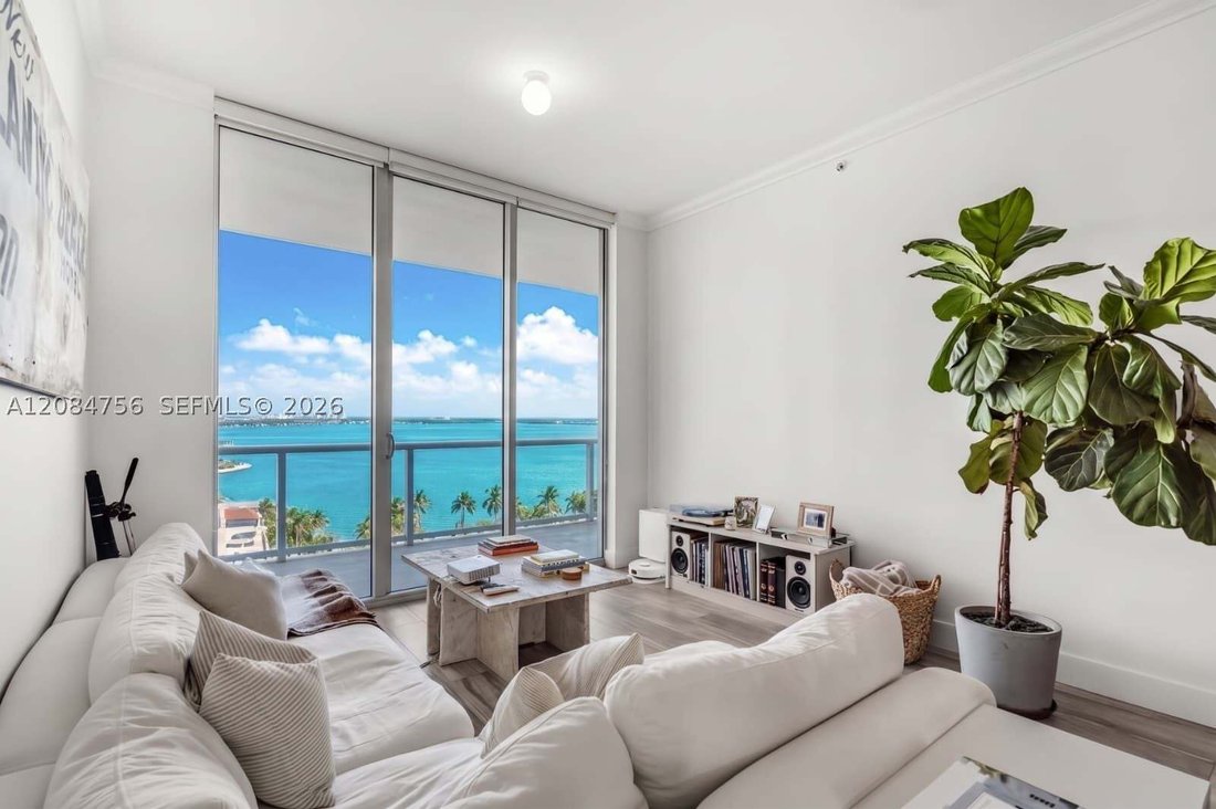Condo in Miami Beach, Florida, United States 4 - 18854631