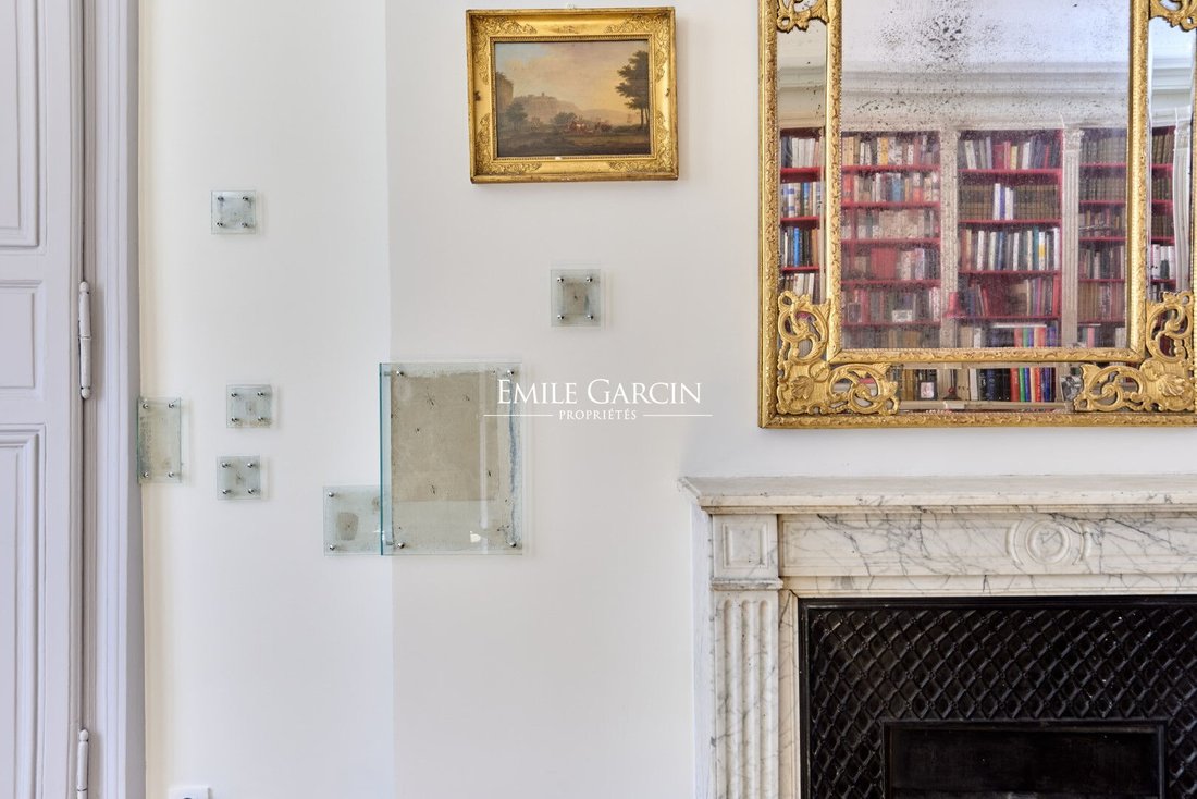 Apartment in Odéon, Paris 6e Arrondissement, Paris 4 - 18908082