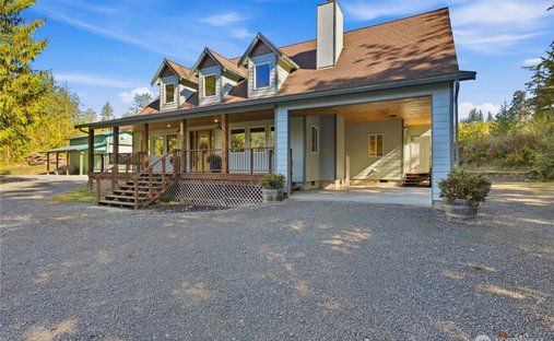 House in Graham, Washington, United States 1