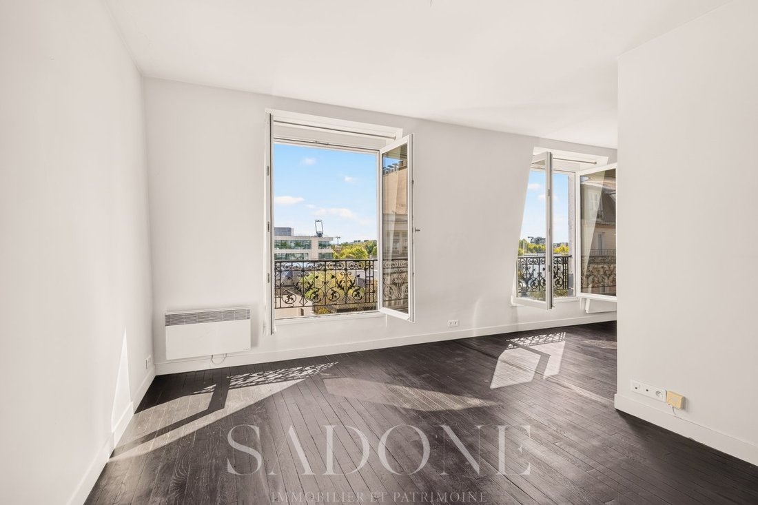 Apartment in La Plaine des Sablons, Neuilly-sur-Seine, France 1 - 18921168