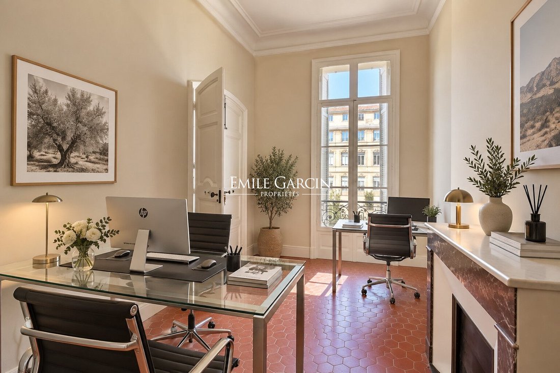 Appartement à Comtale-Cente-Cours Mirabeau, Aix-en-Provence, France 5 - 18911611