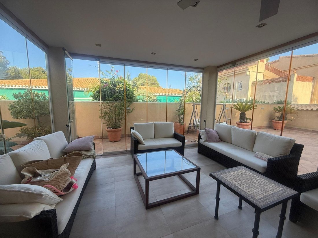 Townhouse in Dehesa de Campoamor, Orihuela, Valencian Community 3 - 18917758