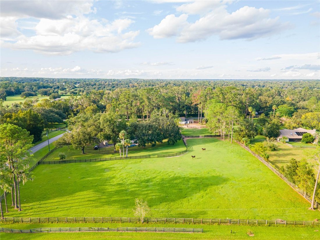 House in Ocala, Florida, United States 3 - 18909135