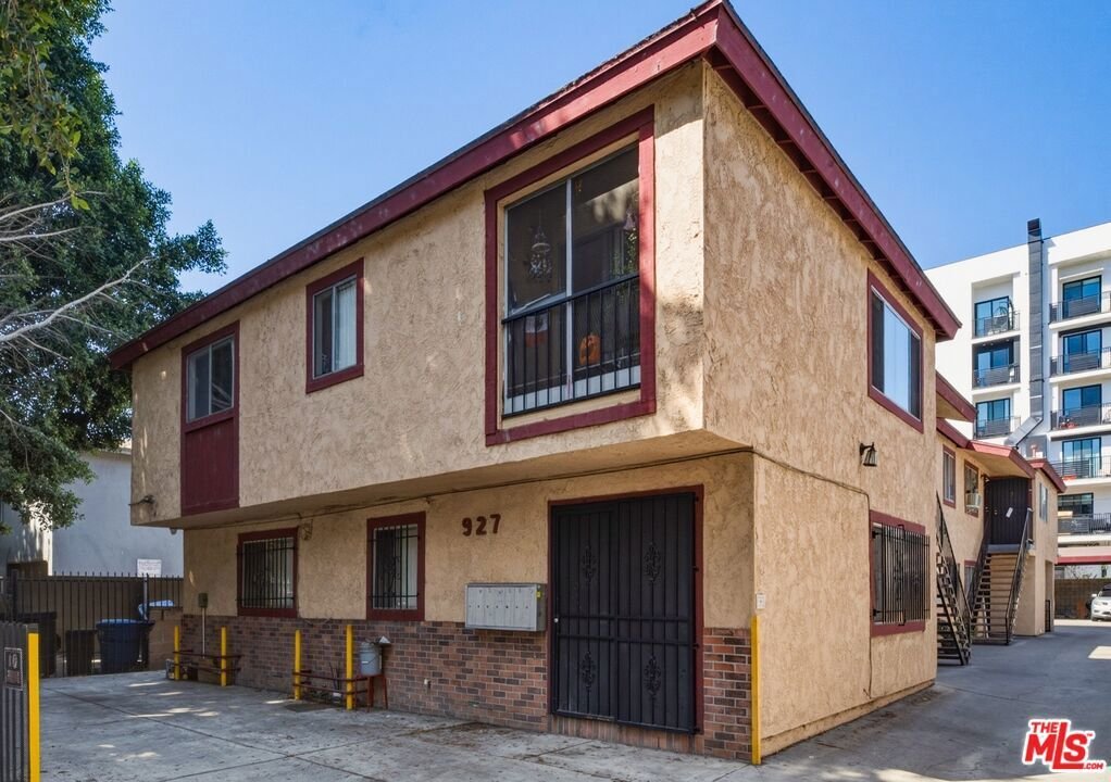 Los Angeles, California, United States 1 - 18908862