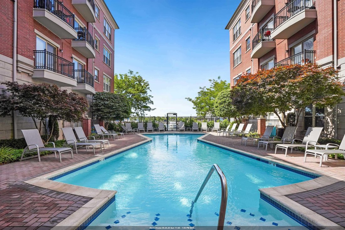 Condo in Jersey City, New Jersey, United States 1 - 18871172
