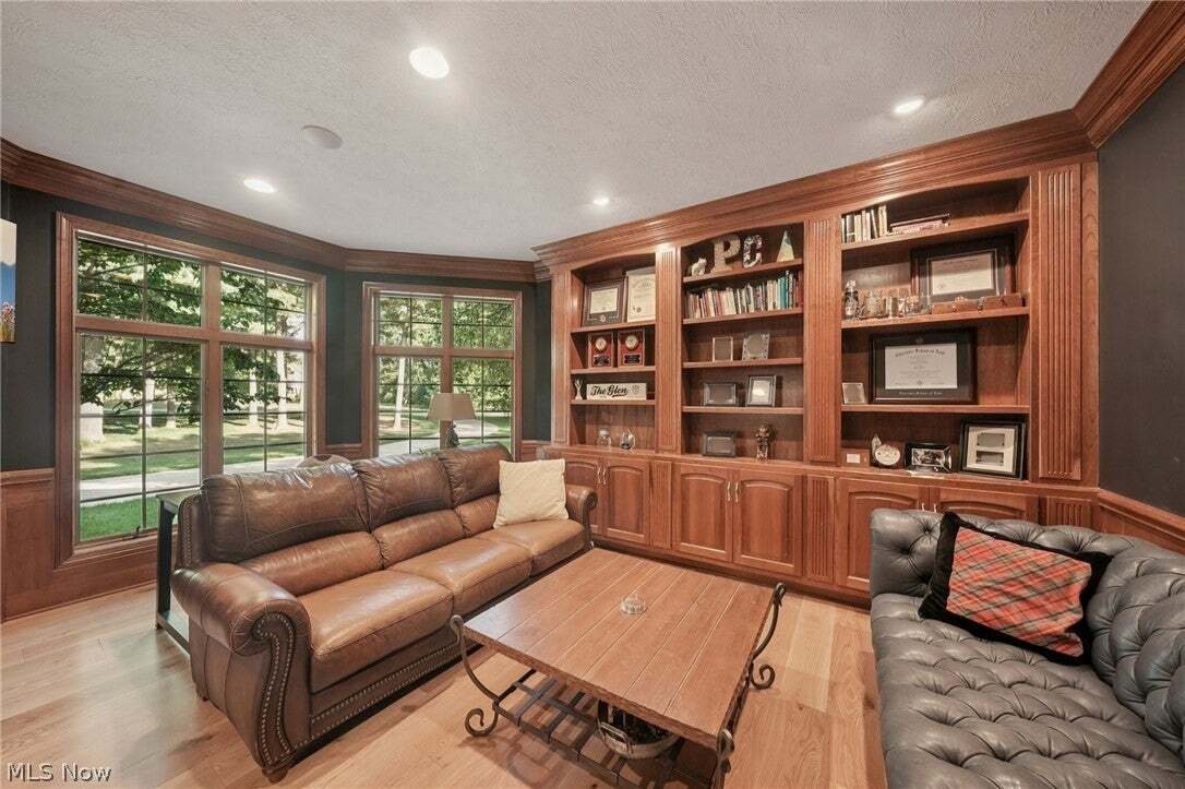 House in Akron, Ohio, United States 5 - 18906044