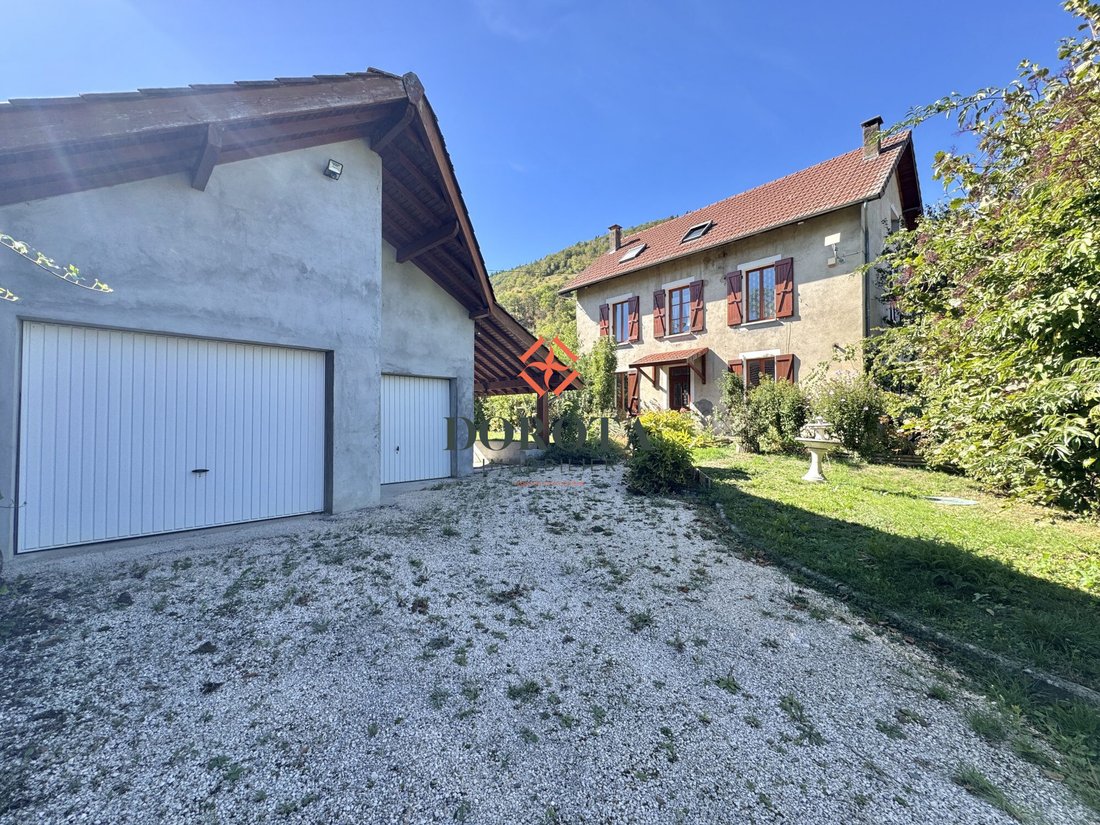House in Saint-Martin-d'Uriage, Auvergne-Rhône-Alpes, France 3 - 18912527