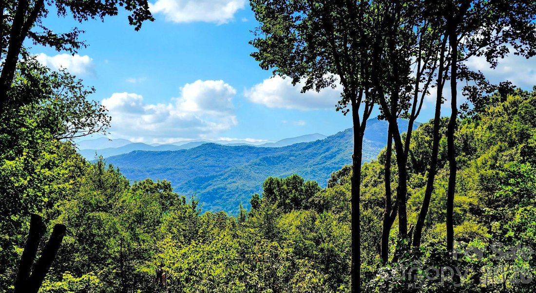 Casa en Maggie Valley, Carolina del Norte, Estados Unidos 2 - 18847884