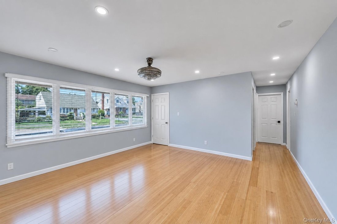 Casa a Hicksville, New York, Stati Uniti 5 - 18469514
