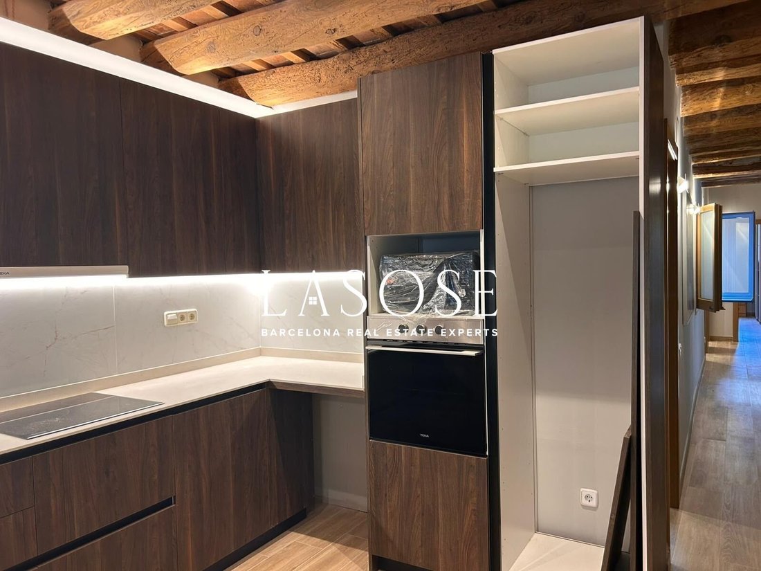 Apartment in Ciutat Vella, Barcelona, Spain 2 - 18910570