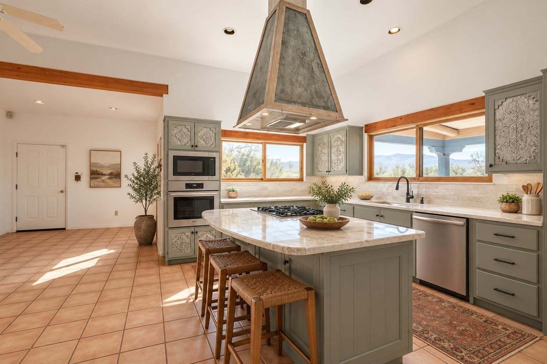 House in Taos, New Mexico, United States 1 - 18888593